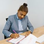 Person juggling too many tasks vs. one person focused on a single task